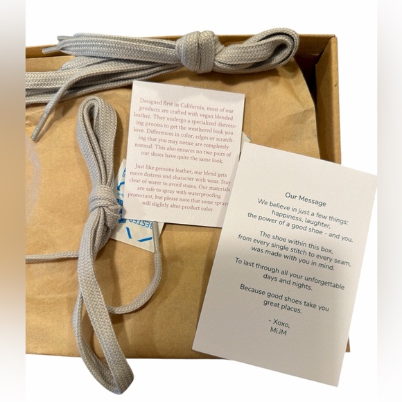 MiiM Rhinestone Sneakers Size 8.5 Gray White Lace Up Low Top Sparkle NEW - Picture 12 of 13